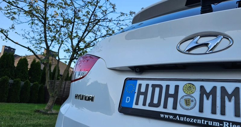 Hyundai ix35 cena 45800 przebieg: 168000, rok produkcji 2013 z Przasnysz małe 631